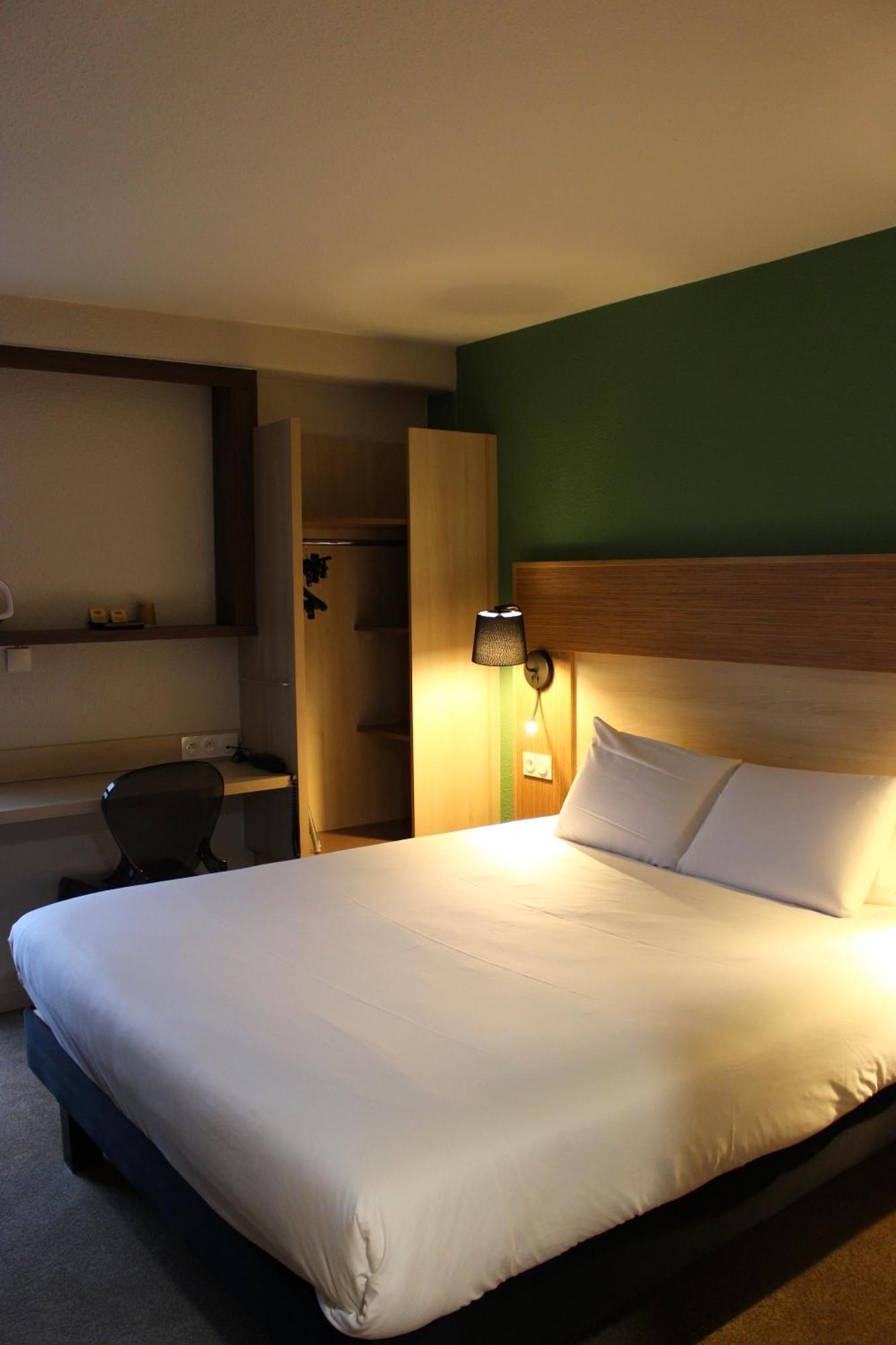 Greet Hotel Dijon Sud Longvic Exteriör bild